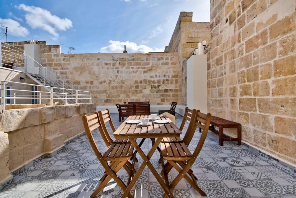 Vallettastay Old Lodge Apartment 7 Екстериор снимка