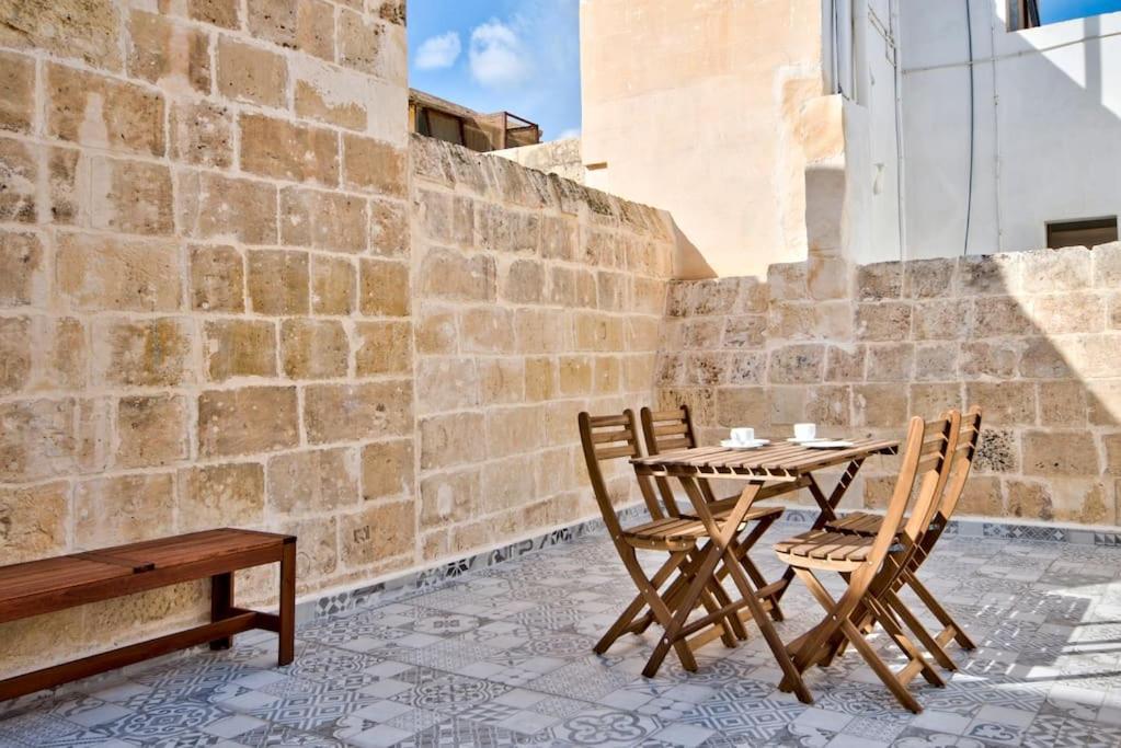 Vallettastay Old Lodge Apartment 7 Екстериор снимка
